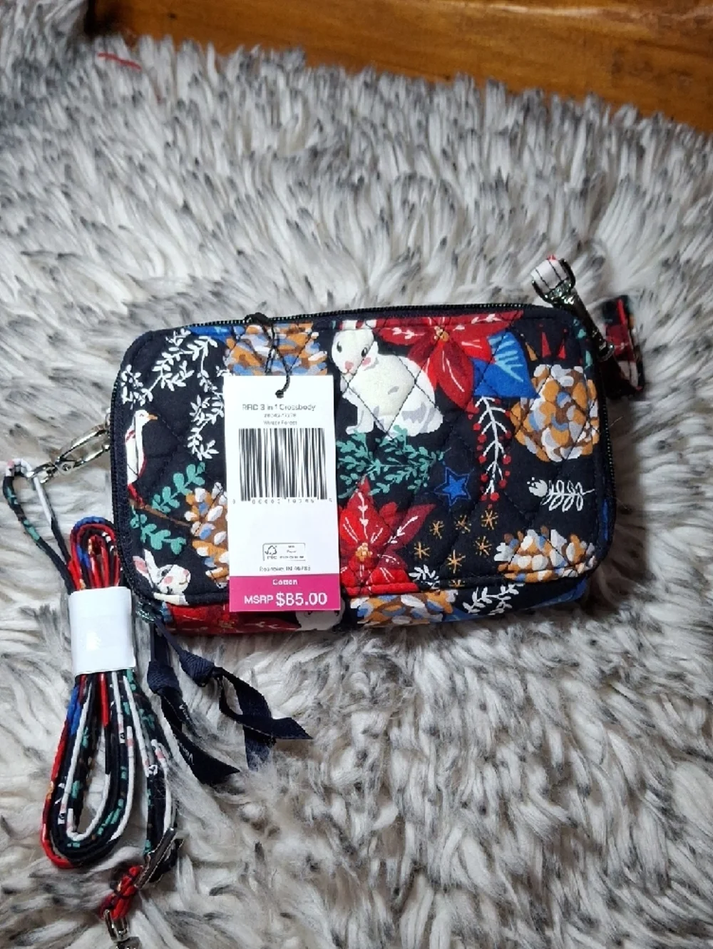Vera Bradley Black Quilted Floral & Wildlife Wristlet - Picture 5 of 5